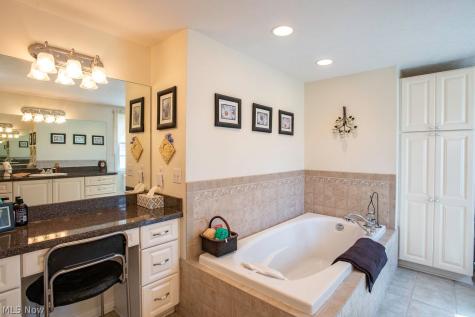 347 Colgate Avenue Elyria OH 44035