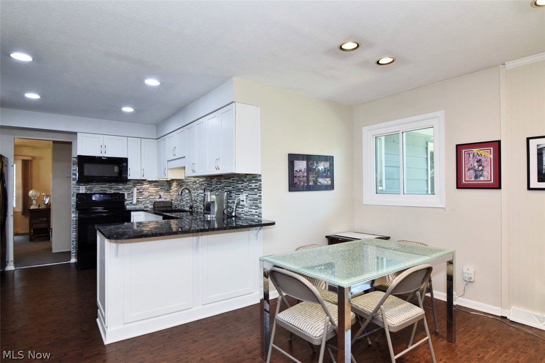 4651 Whitehall Drive South Euclid OH 44121