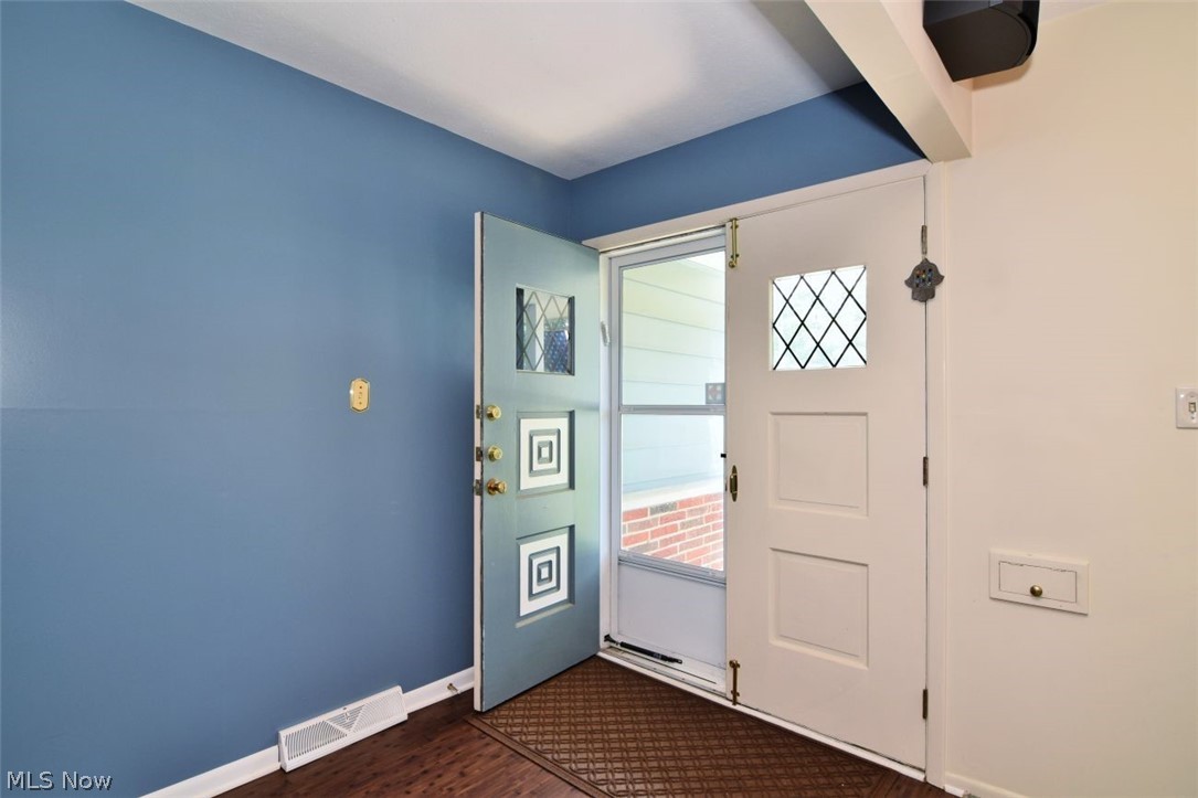4651 Whitehall Drive South Euclid OH 44121