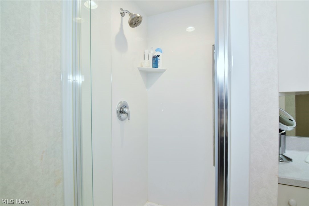 4651 Whitehall Drive South Euclid OH 44121