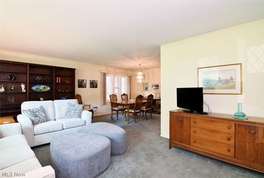 4651 Whitehall Drive South Euclid OH 44121