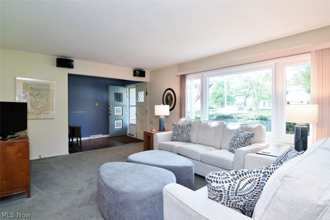 4651 Whitehall Drive South Euclid OH 44121