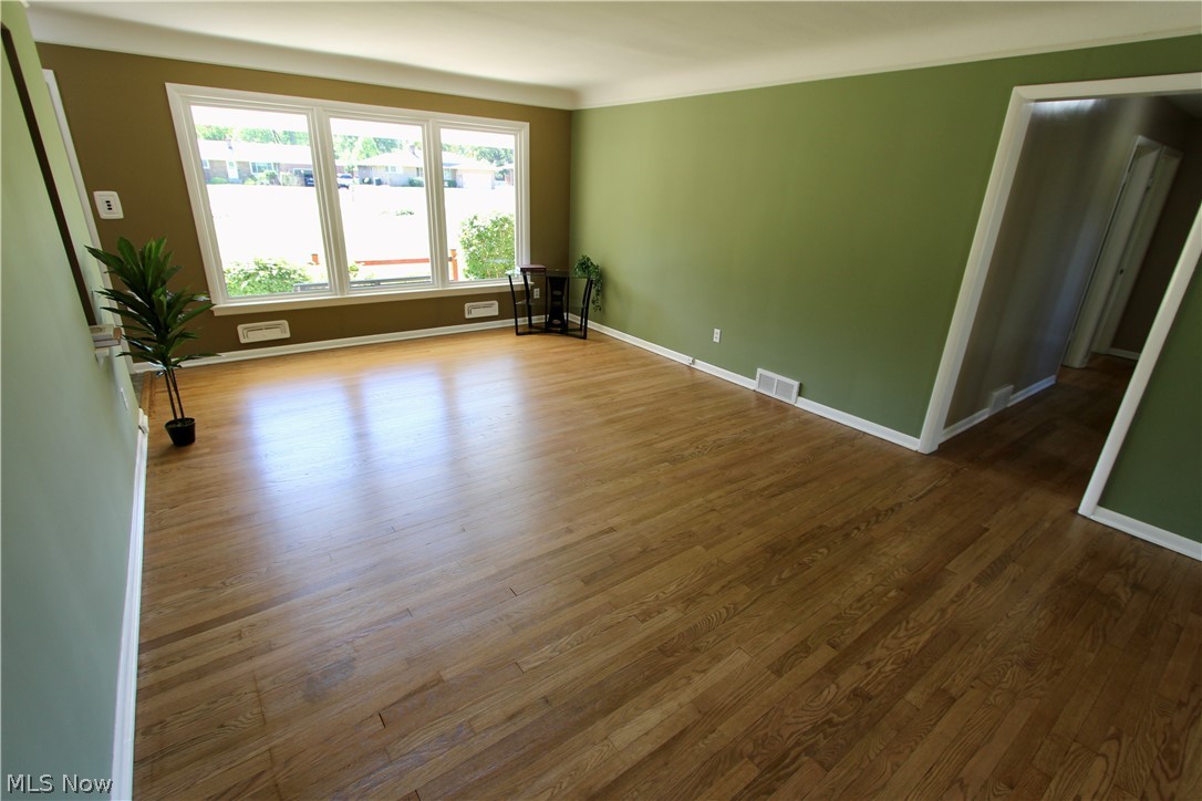 1303 Cherry Lane Seven Hills OH 44131