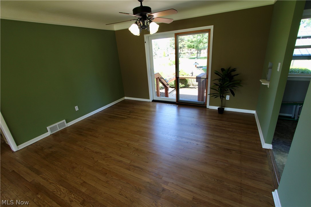 1303 Cherry Lane Seven Hills OH 44131