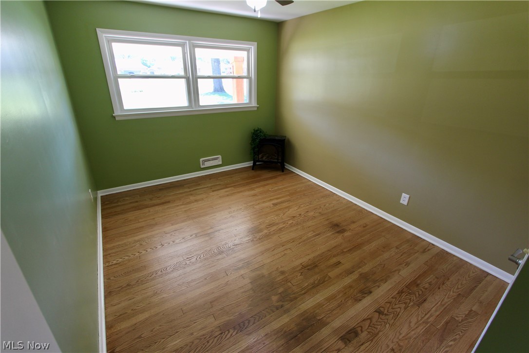 1303 Cherry Lane Seven Hills OH 44131