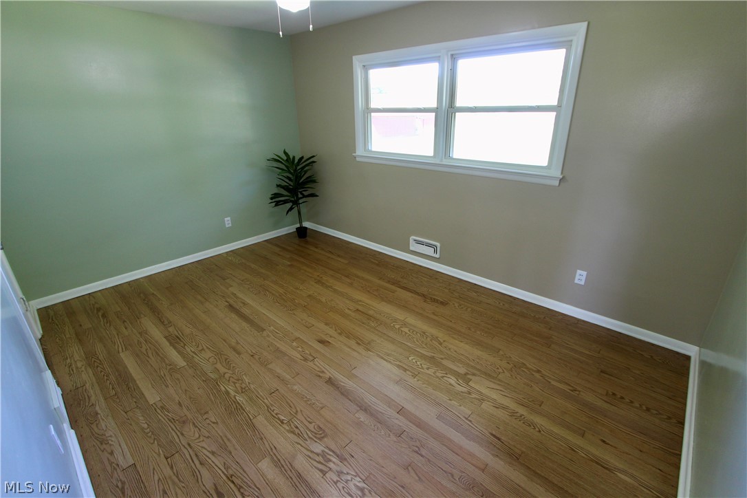 1303 Cherry Lane Seven Hills OH 44131