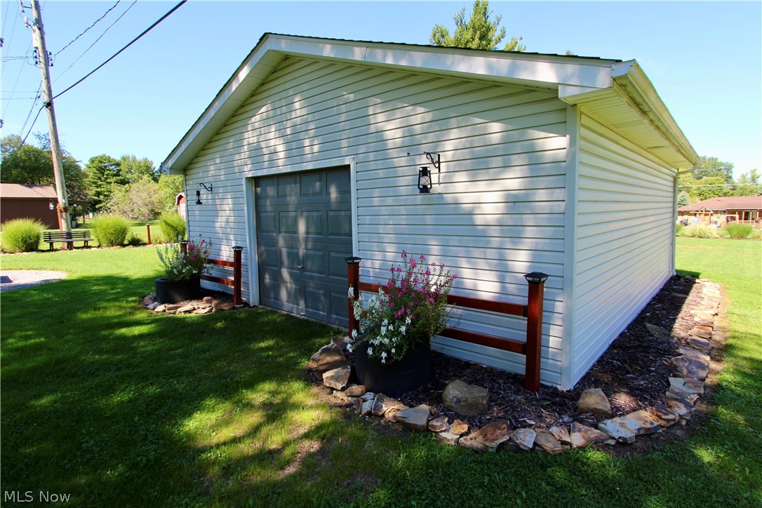 1303 Cherry Lane Seven Hills OH 44131