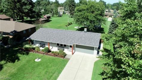 1303 Cherry Lane Seven Hills OH 44131