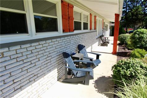 1303 Cherry Lane Seven Hills OH 44131