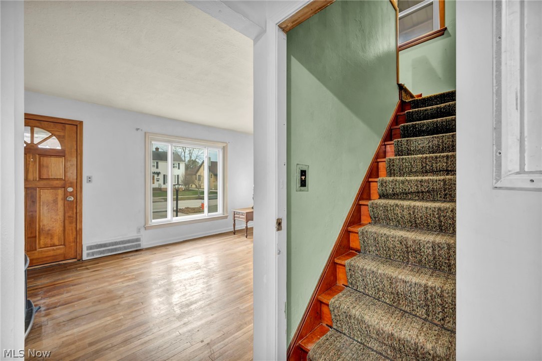 4157 W 157th Street Cleveland OH 44135