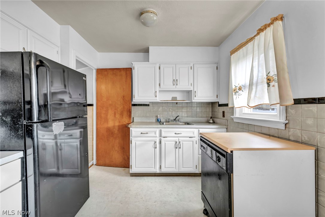 4157 W 157th Street Cleveland OH 44135
