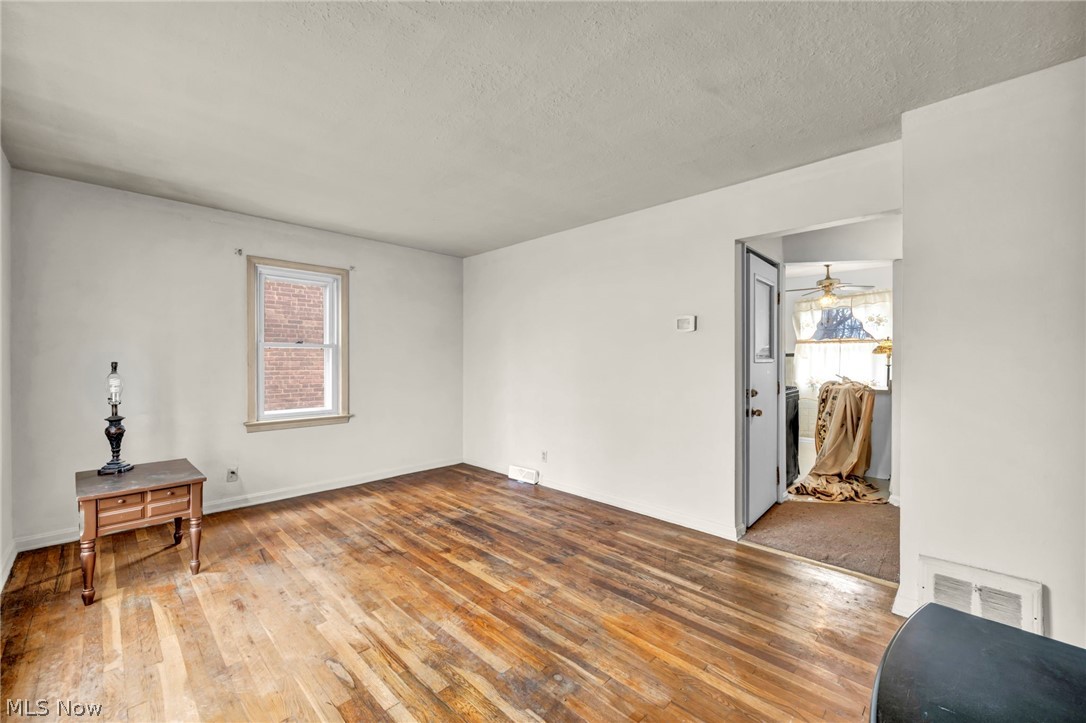 4157 W 157th Street Cleveland OH 44135
