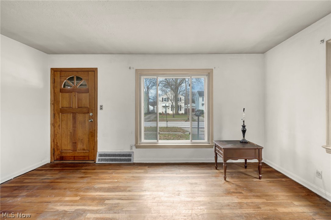 4157 W 157th Street Cleveland OH 44135