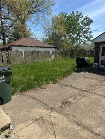 23020 Tracy Avenue Euclid OH 44123