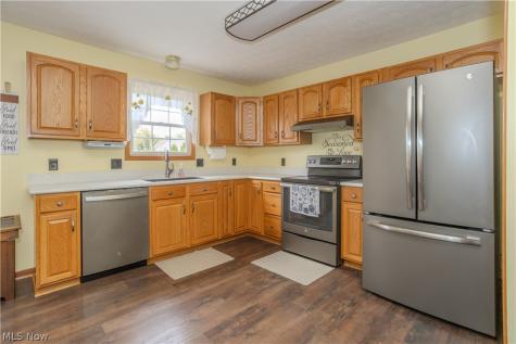 1009 Brittingham Drive Ravenna OH 44266