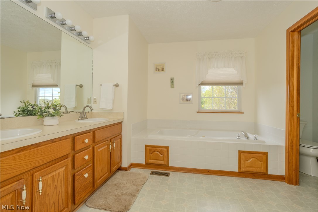 1009 Brittingham Drive Ravenna OH 44266