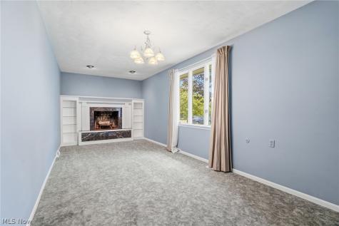4800 Suzette Avenue NW Massillon OH 44647