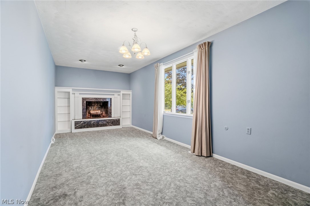 4800 Suzette Avenue NW Massillon OH 44647