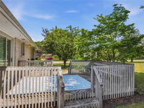 4800 Suzette Avenue NW Massillon OH 44647