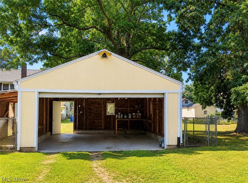 1617 Bonnot Place NE Canton OH 44705
