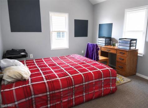 1617 Bonnot Place NE Canton OH 44705
