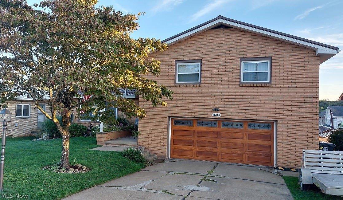 1604 Moreland Drive Steubenville OH 43952
