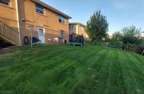 1604 Moreland Drive Steubenville OH 43952