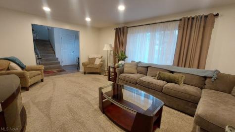 1604 Moreland Drive Steubenville OH 43952