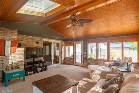 5036 Parkhaven Avenue NE Canton OH 44705