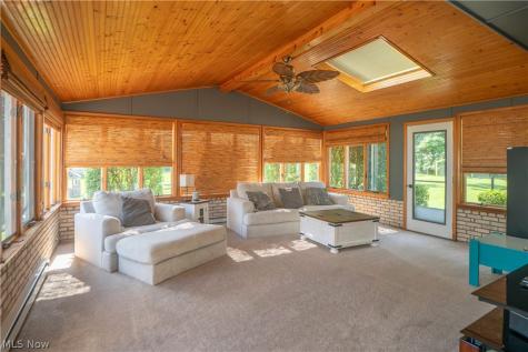 5036 Parkhaven Avenue NE Canton OH 44705