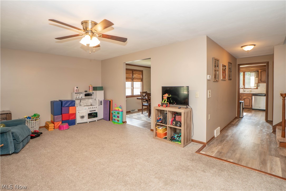 5036 Parkhaven Avenue NE Canton OH 44705