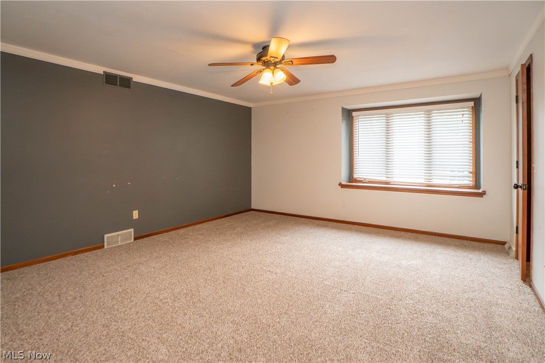5036 Parkhaven Avenue NE Canton OH 44705