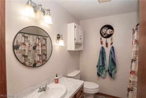 5036 Parkhaven Avenue NE Canton OH 44705