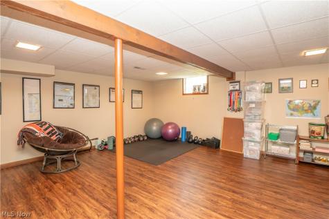 5036 Parkhaven Avenue NE Canton OH 44705