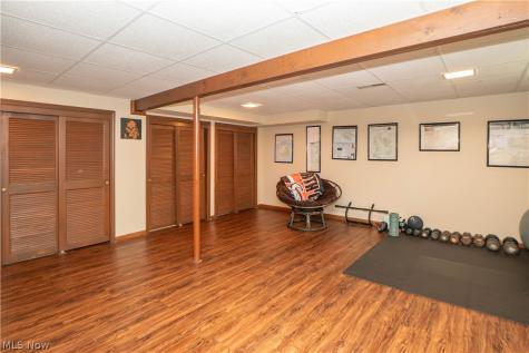 5036 Parkhaven Avenue NE Canton OH 44705