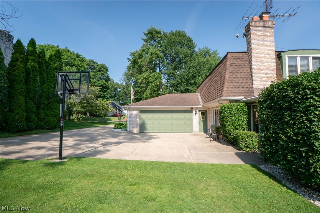 5036 Parkhaven Avenue NE Canton OH 44705