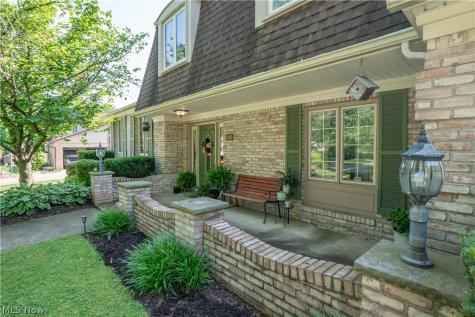 5036 Parkhaven Avenue NE Canton OH 44705