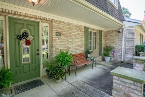 5036 Parkhaven Avenue NE Canton OH 44705