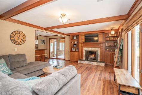 5036 Parkhaven Avenue NE Canton OH 44705