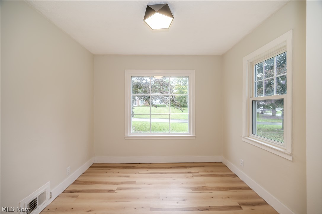 47 S Beverly Avenue Austintown OH 44515