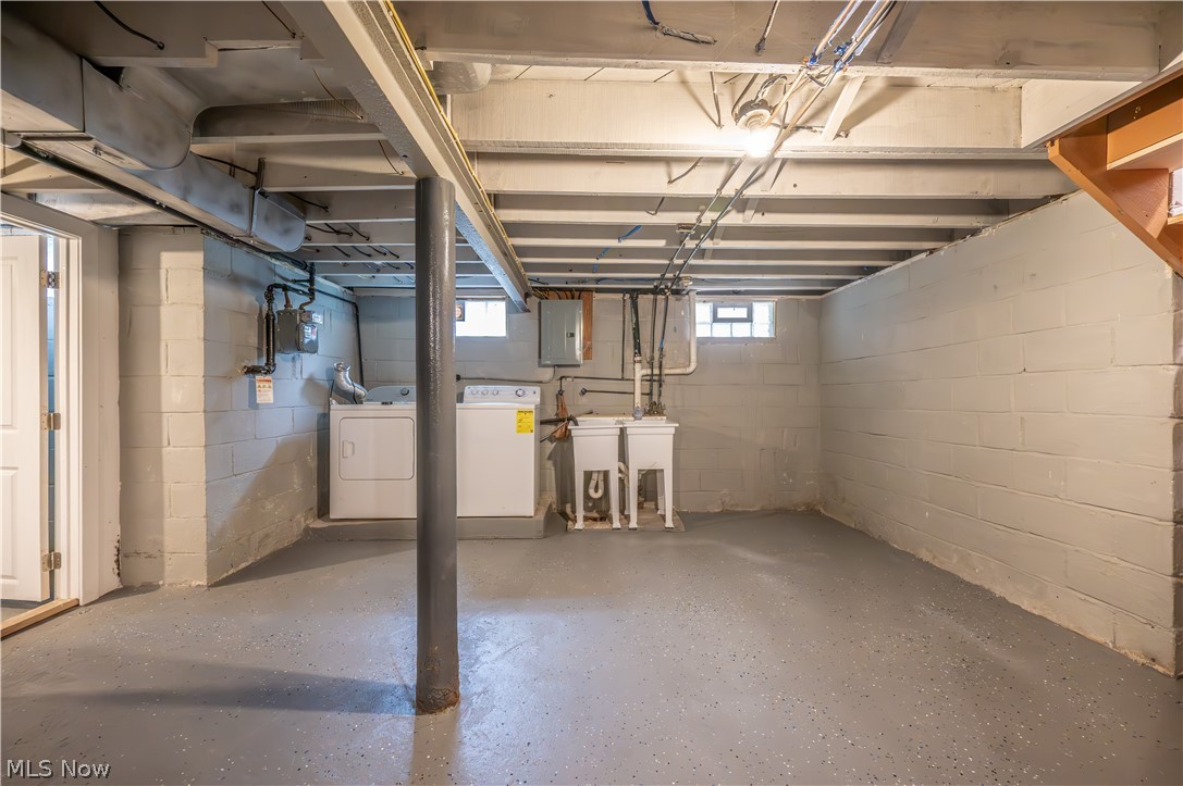 47 S Beverly Avenue Austintown OH 44515