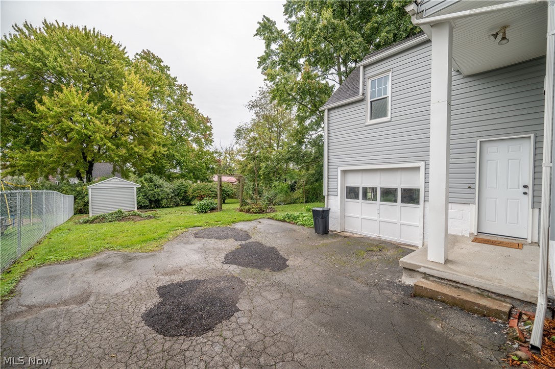 47 S Beverly Avenue Austintown OH 44515