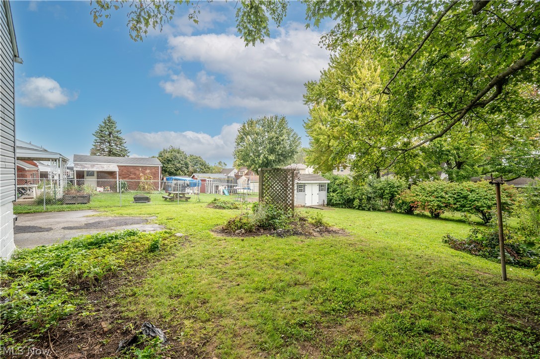 47 S Beverly Avenue Austintown OH 44515