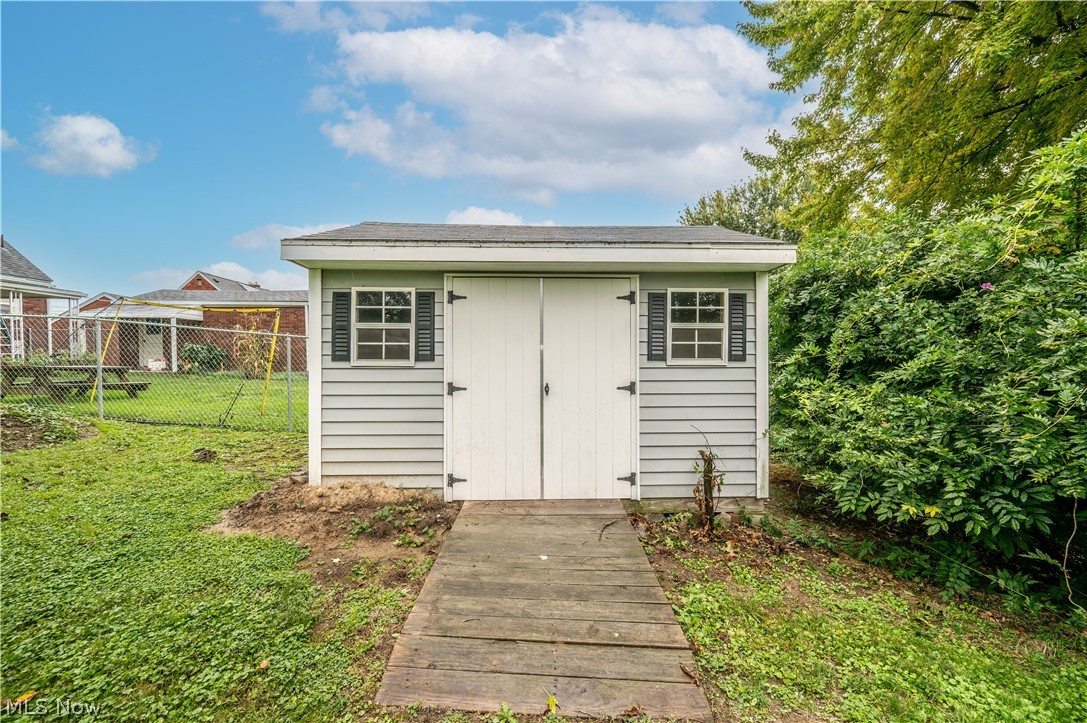 47 S Beverly Avenue Austintown OH 44515