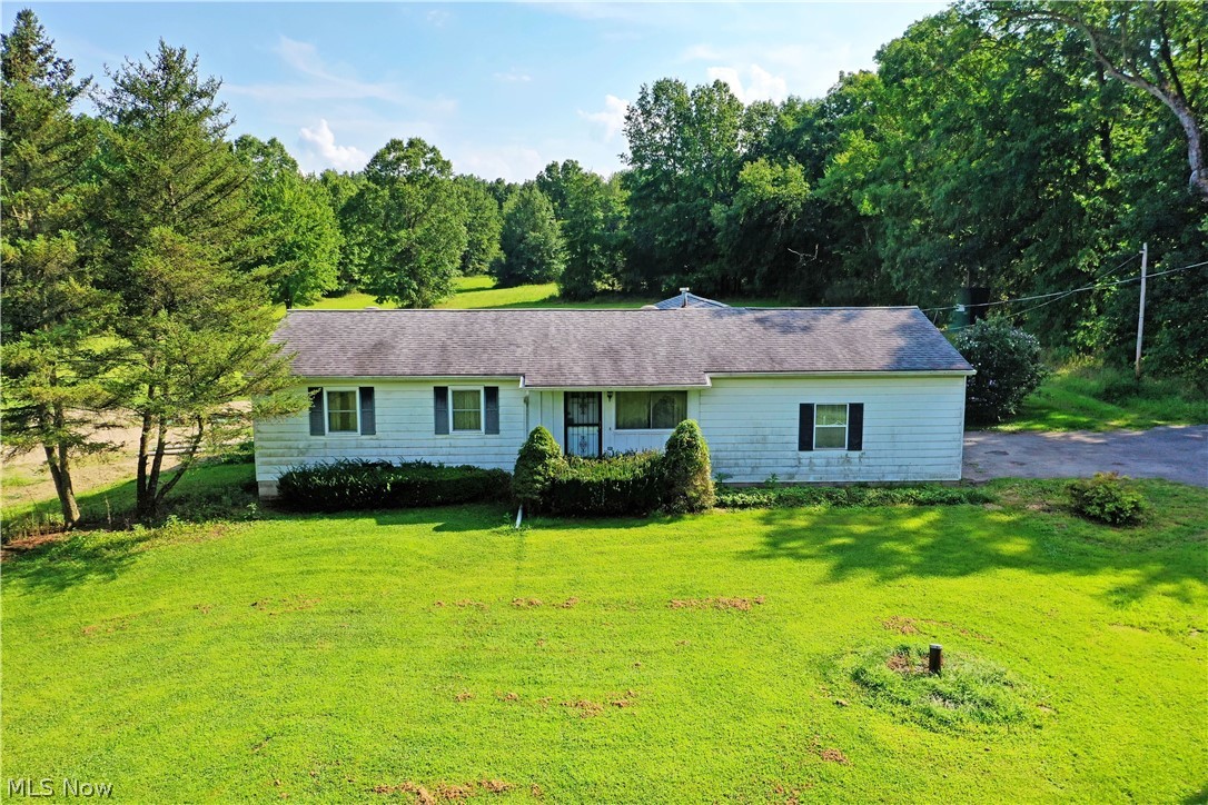 17285 Mock Road Berlin Center OH 44401