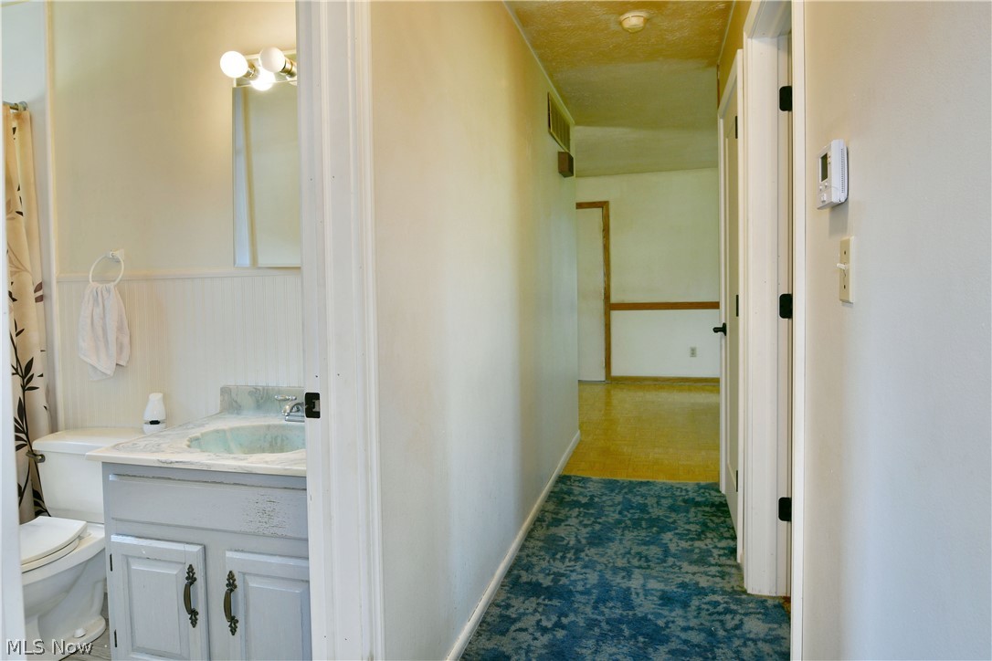 17285 Mock Road Berlin Center OH 44401
