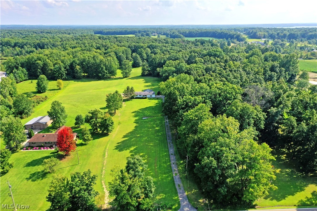 17285 Mock Road Berlin Center OH 44401
