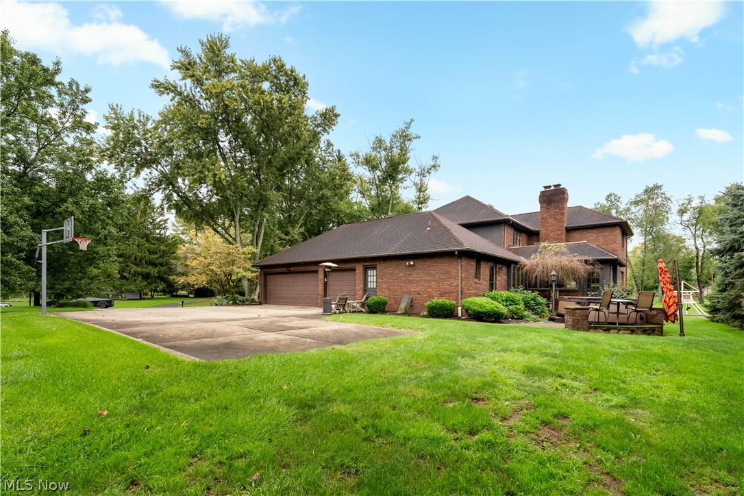 1280 Grenada Drive NE Canton OH 44714
