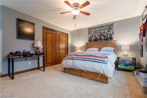 1280 Grenada Drive NE Canton OH 44714
