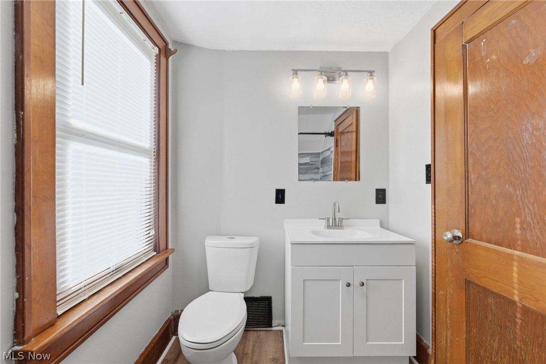 3237 State Street NW North Canton OH 44720